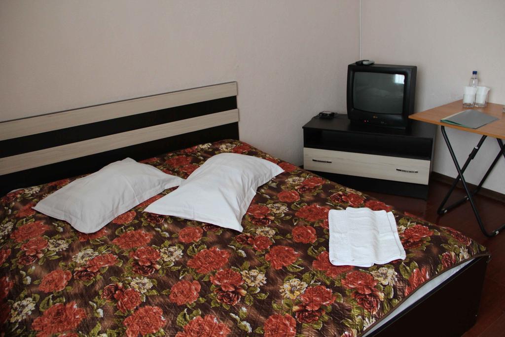 Astina Hotel Astana Zimmer foto
